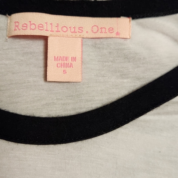 Rebellious one moody ringer tee - Picture 4 of 4